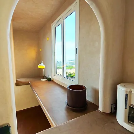 Local Jewel Apartment *
